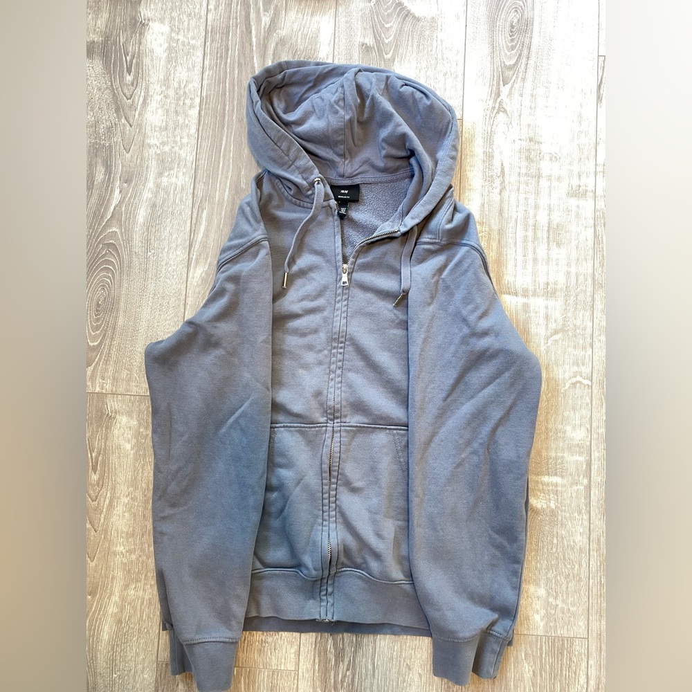 H&M Gray Regular Fit Hoodie - Send Offers!